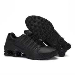 Nike Shox NZ Low-Top Sneakers