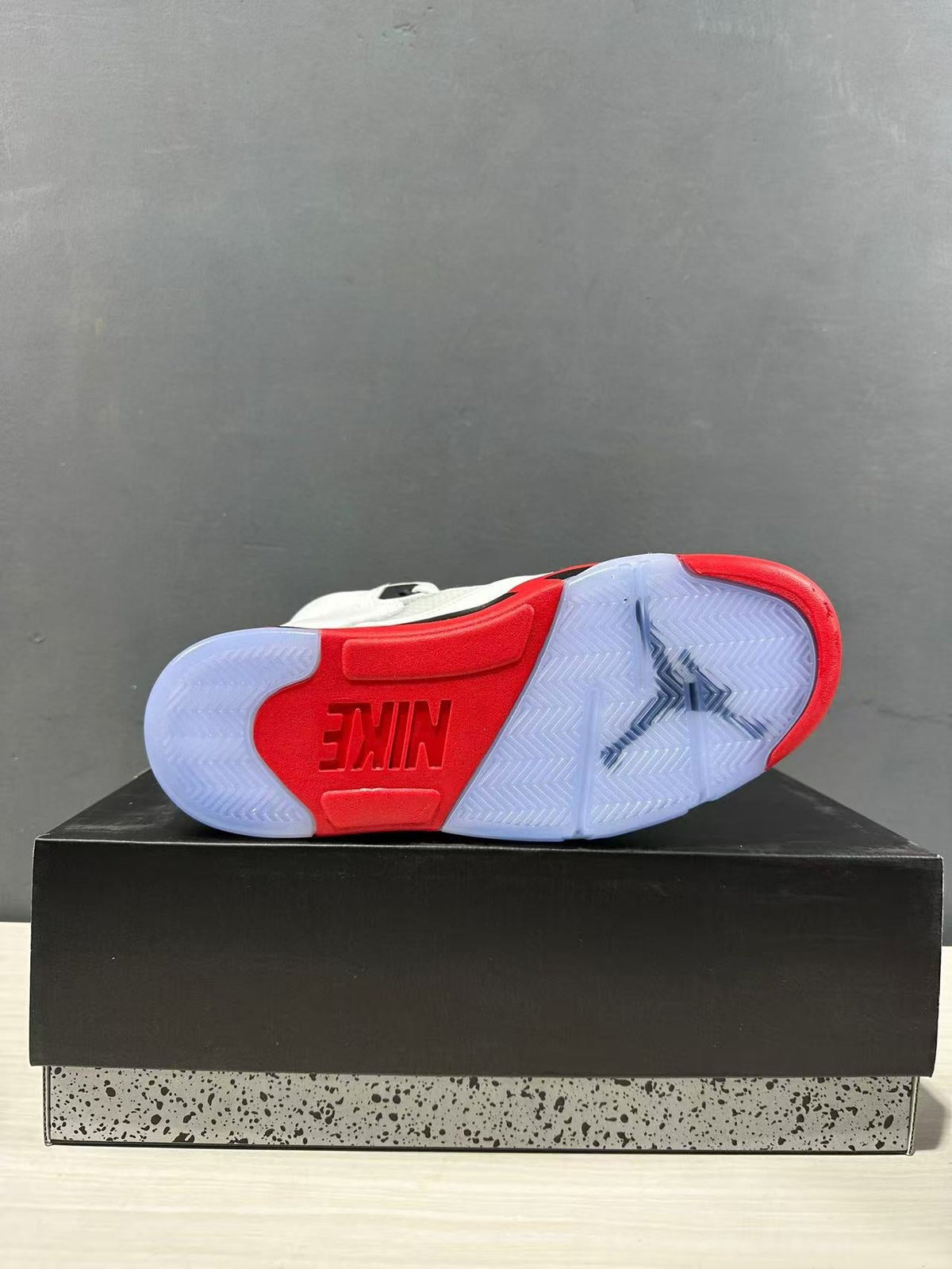 Jordan Air Jordan 5 Fire Red White Black HQ7978-101