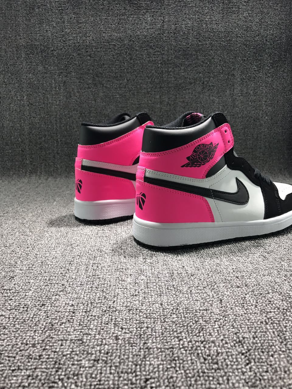 Jordan 1 High Valentine's Day Black Pink Sneakers