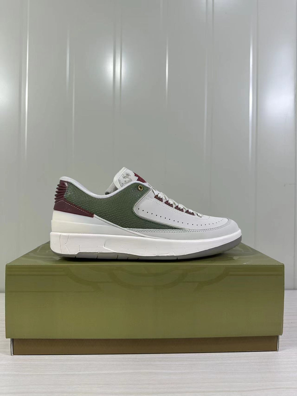 Jordan Air Jordan 2 Retro Low SP White Green Red FJ6871-100
