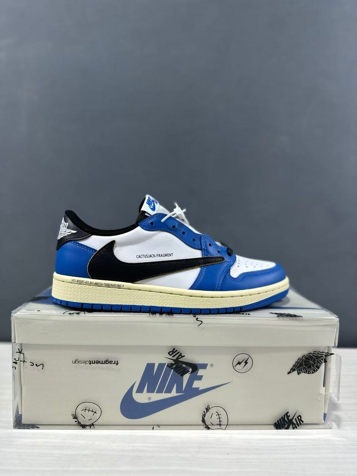 Jordan 1 Low Travis Scott Fragment Blue White DM7866-141