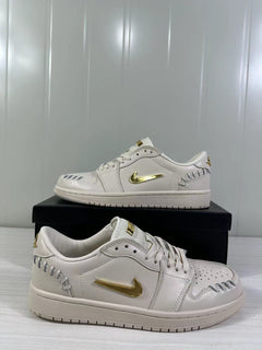 Jordan Air Jordan 1 Low White Gold FN5032-200