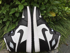 Jordan 1 High Black and White Women's Sneakers