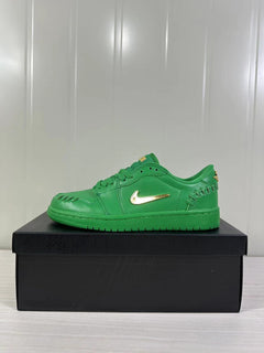 Jordan Air Jordan 1 Low Green FN5032-300 Sneakers