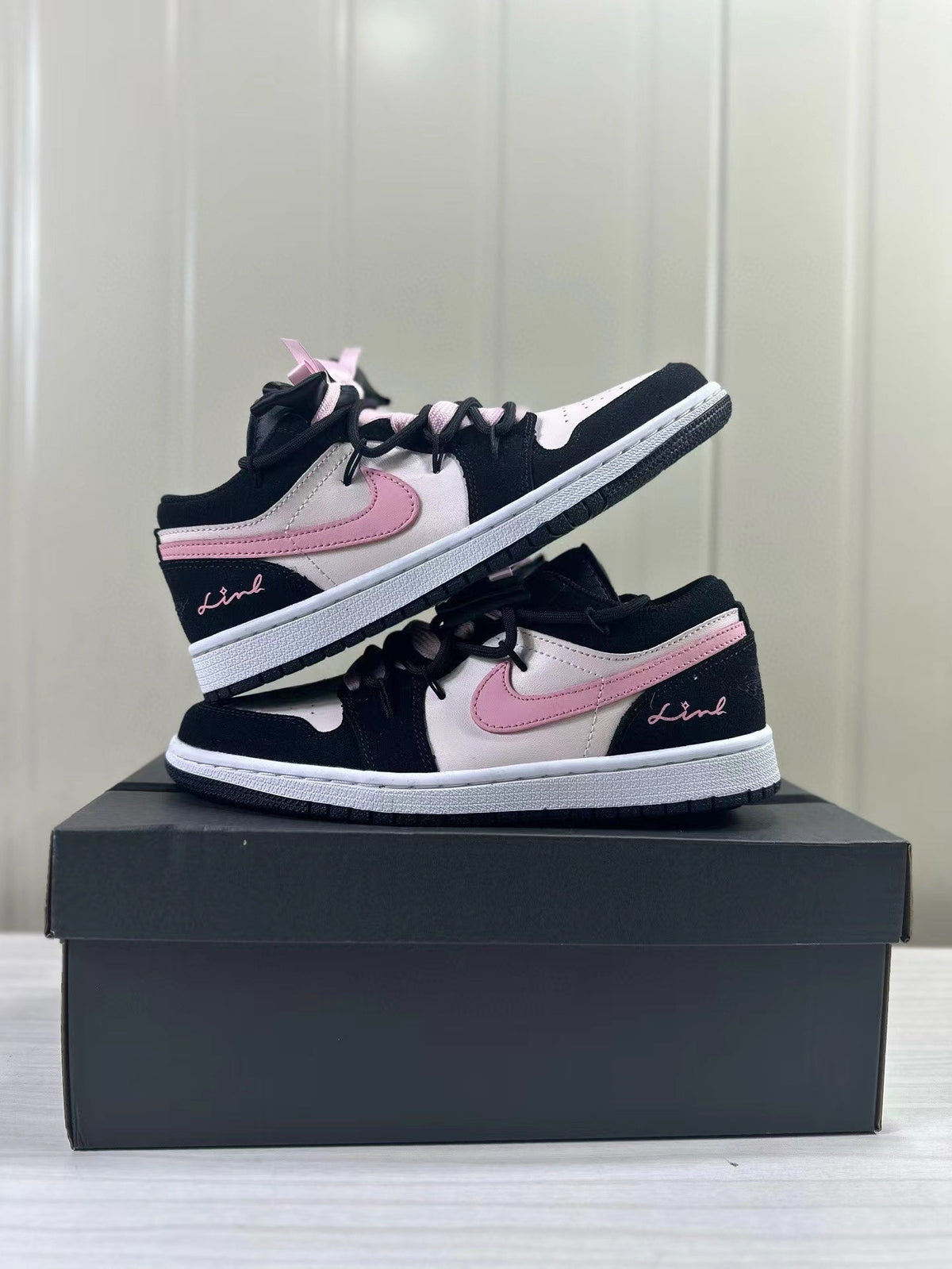 Jordan Air Jordan 1 Low Black Pink GS DX4374-008