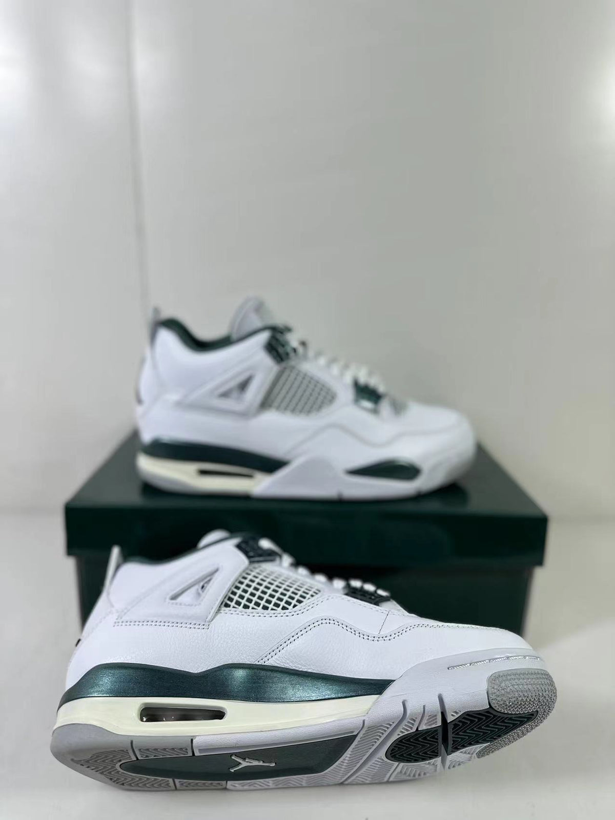 Jordan Air Jordan 4 Retro Bucks White Green Sneakers FQ8138-103