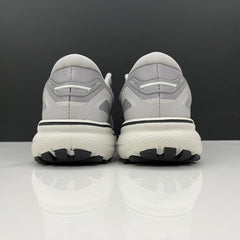 Brooks Ghost 15 Running Shoes in Gray