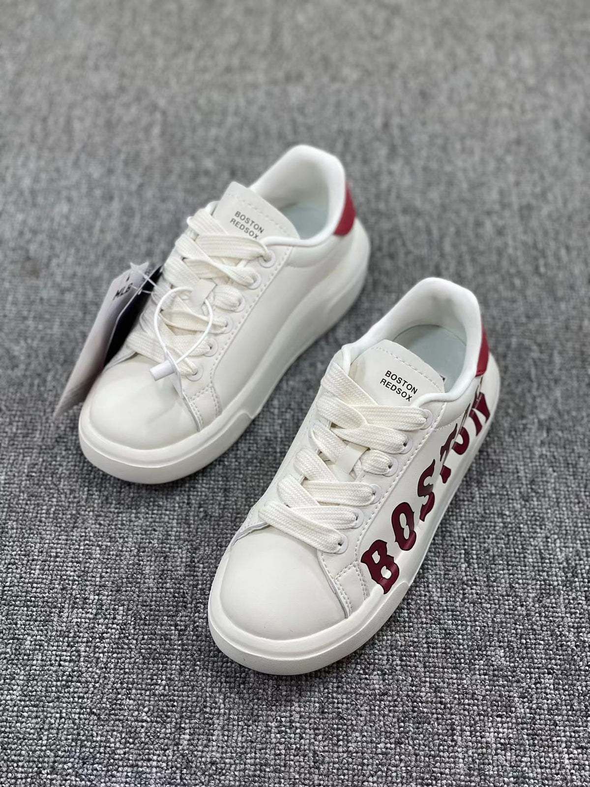 MLB Chunky Low-Top Sneakers in White