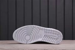 Jordan Air Jordan 1 Mid Sneakers White Navy Beige DO6726-100