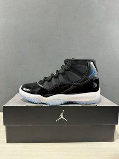 Jordan Air Jordan 11 Retro High Black Blue Sneakers CT8012-900