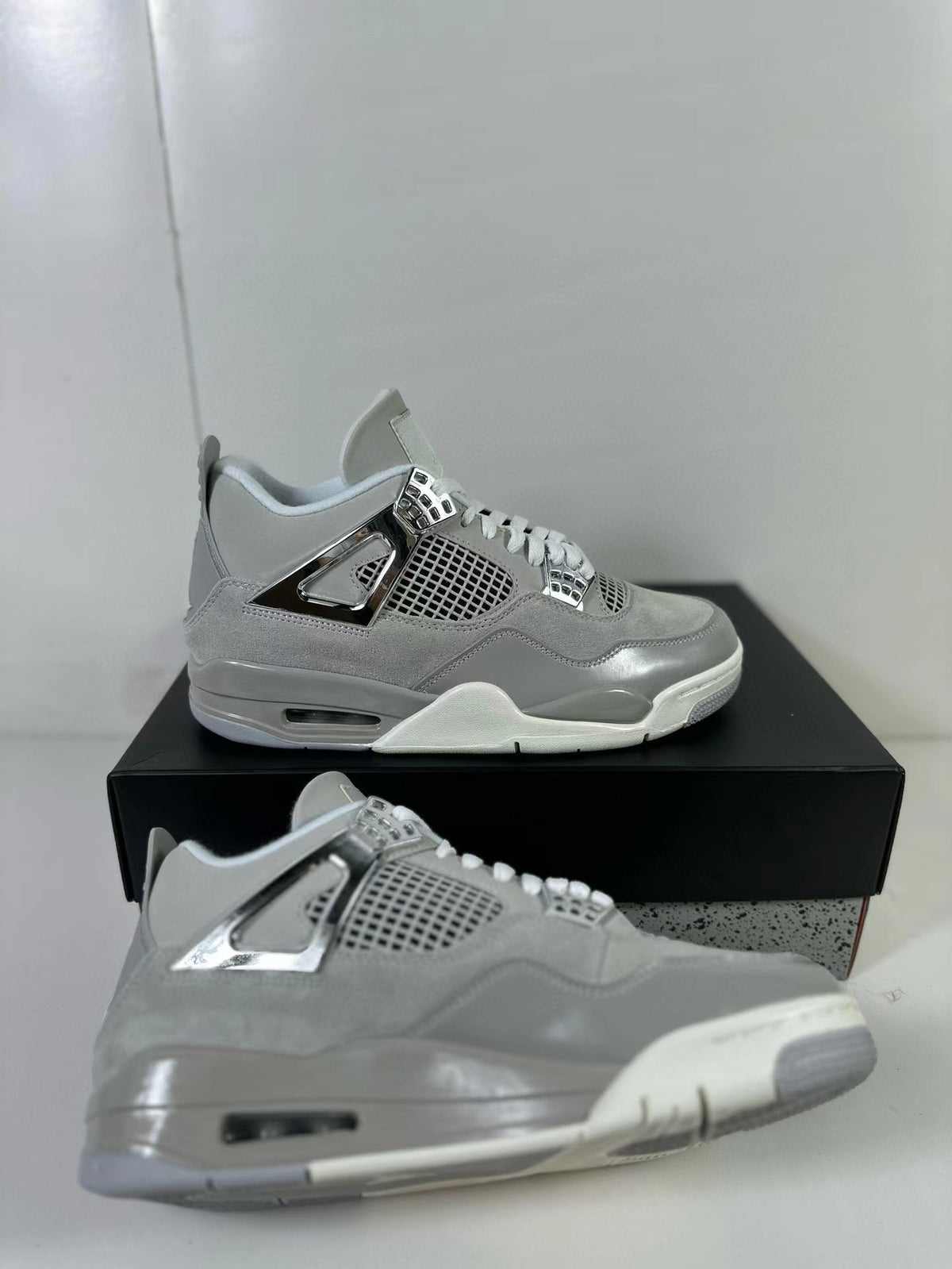 Jordan Air Jordan 4 Light Iron Ore Frozen Moments Sneakers