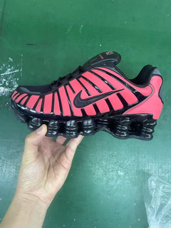 Nike Shox TL Sneakers in Black