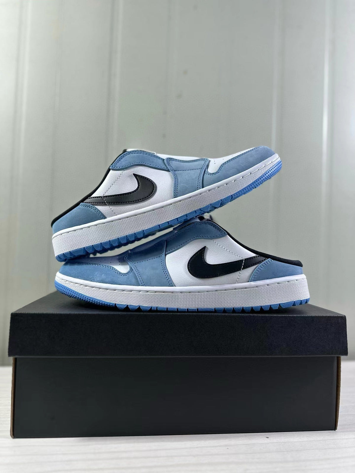 Jordan Air Jordan 1 Mule Low Blue White Black FJ1214-400