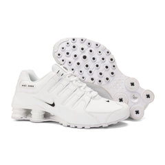 Nike Shox NZ Low-Top Sneakers