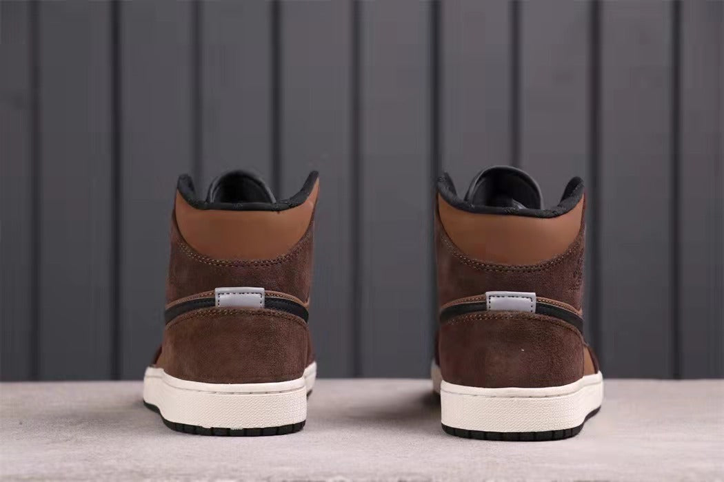 Jordan Air Jordan 1 Mid Brown Black DC7294-200