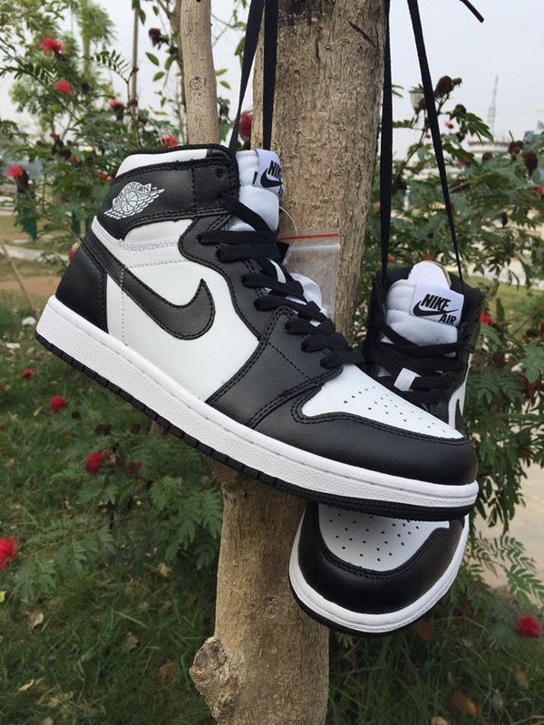 Jordan 1 High Black and White Sneakers