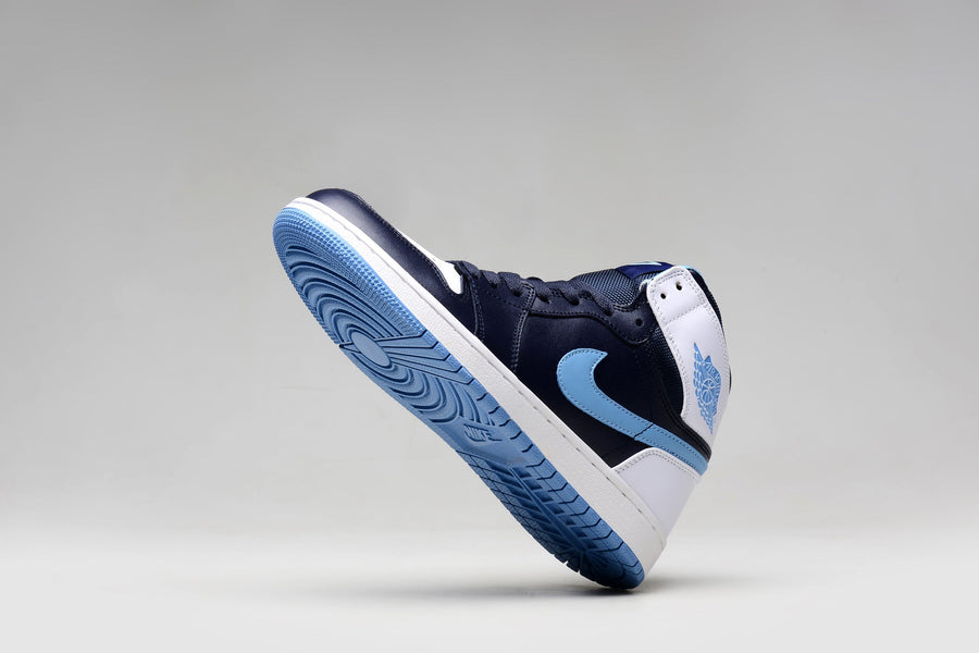 Jordan 1 High Paul Edition Navy Sneakers in Blue and White