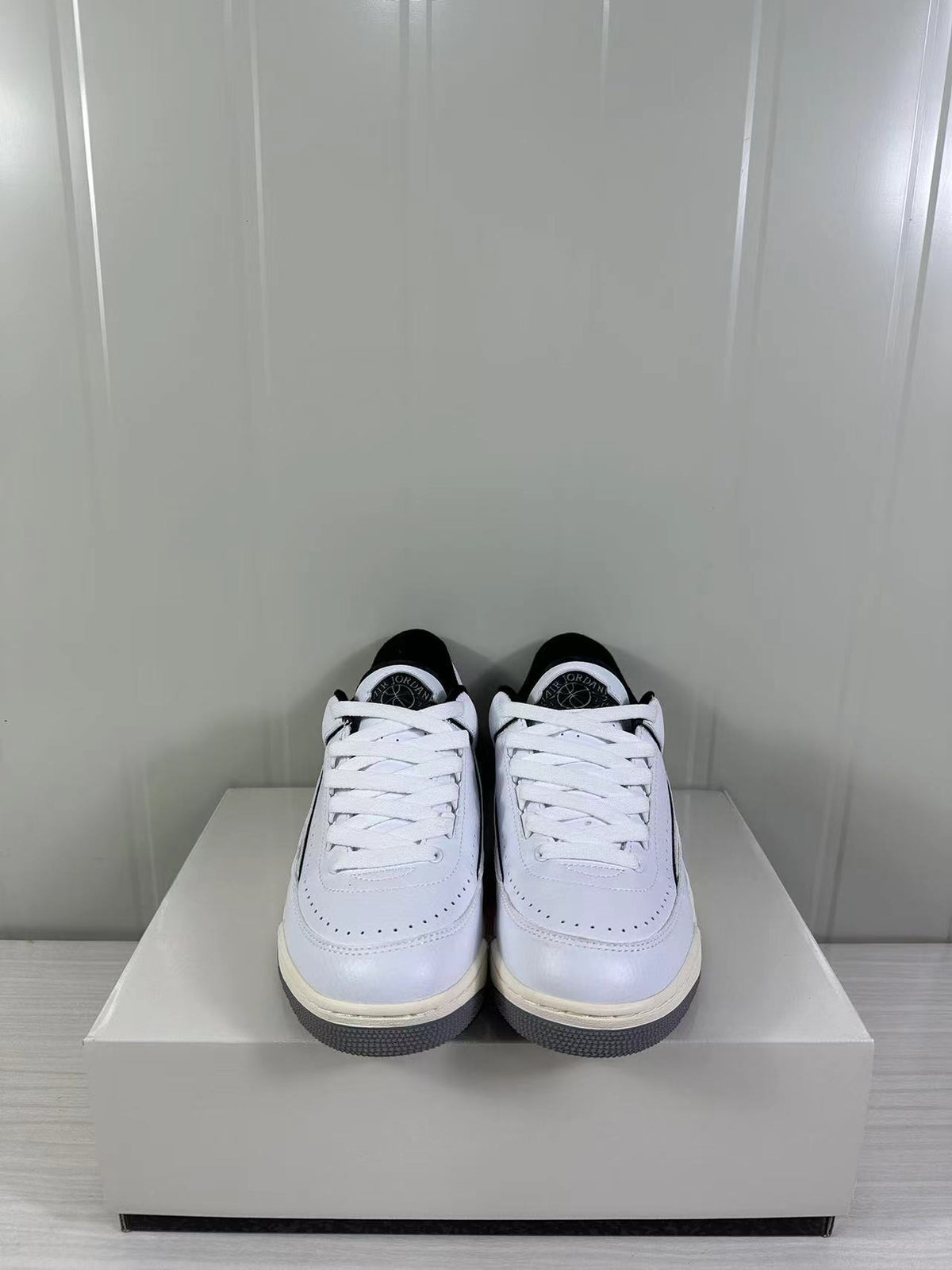 Jordan Air Jordan 2/3 Low Sneakers White Black FD0383-100