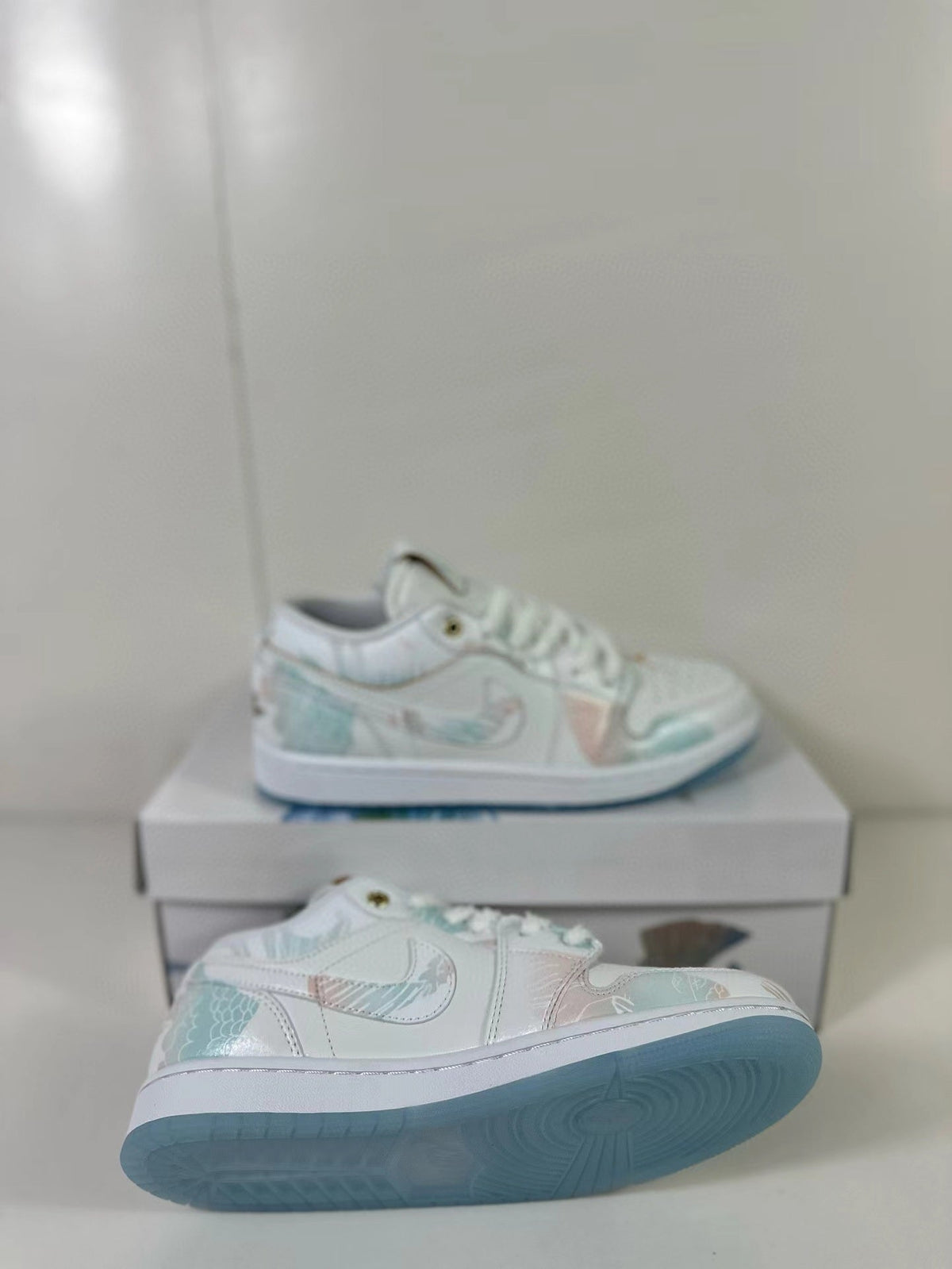 Jordan Air Jordan 1 Low Steam Puppet Sneakers White Blue FN8901-164