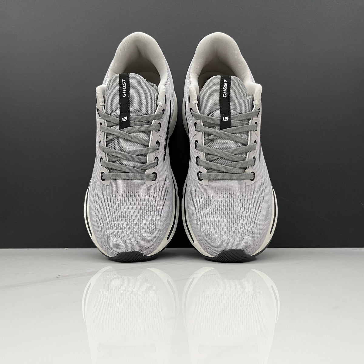 Brooks Ghost 15 Running Shoes in Gray