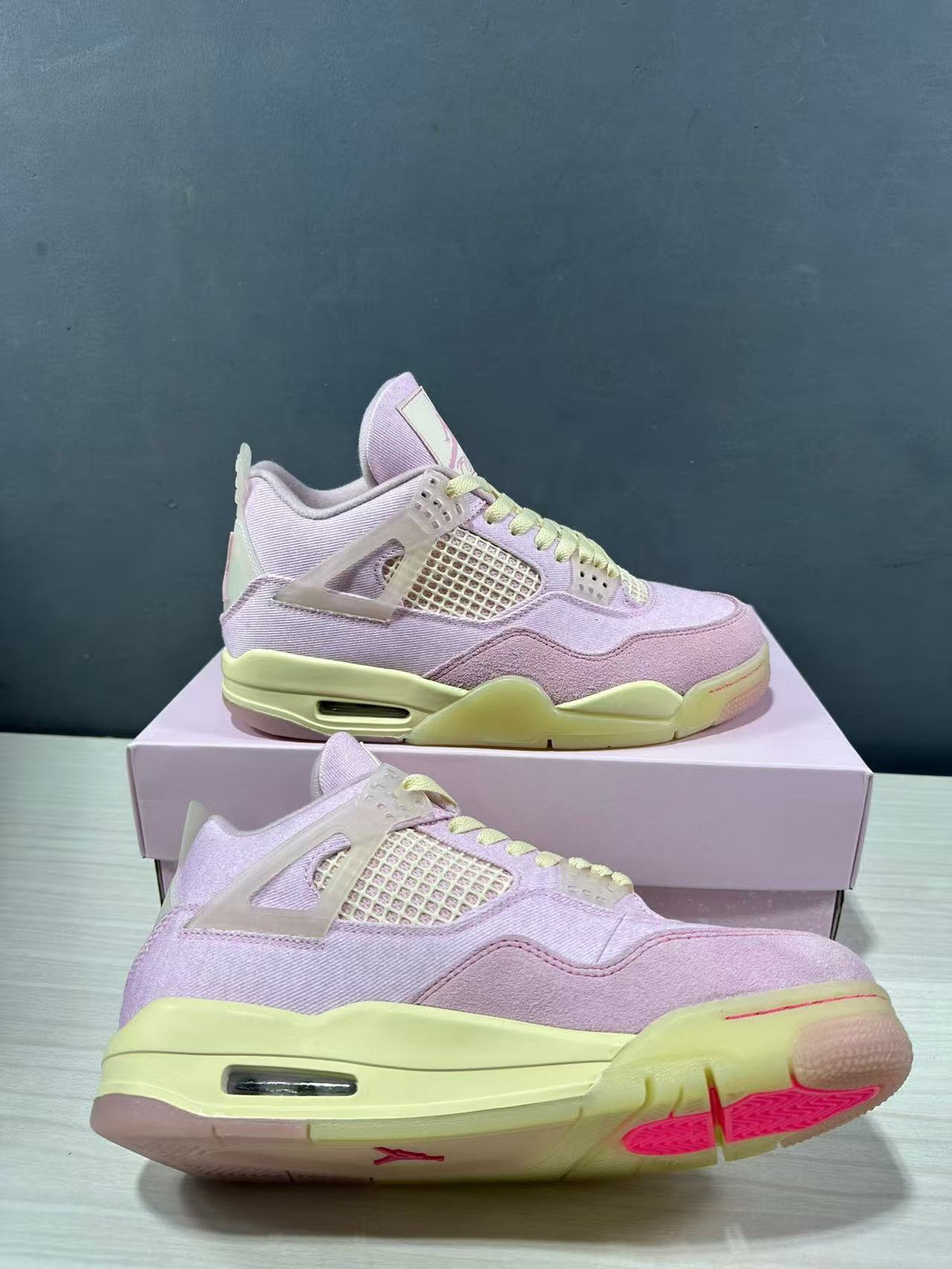 Jordan Air Jordan 4 Retro Pink Sneakers IB6716-600