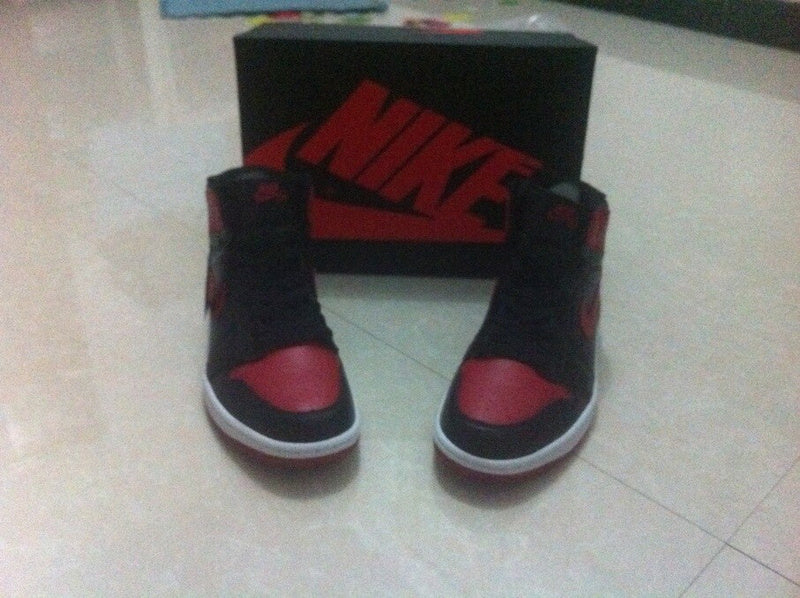 Jordan 1 High Black Red Men's Basketball Shoes 555088-123