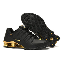 Nike Shox NZ Low-Top Sneakers