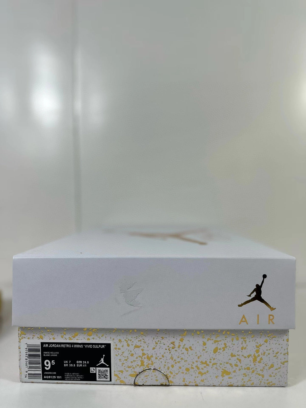 Jordan Air Jordan 4 Vivid Sulfur Sneakers White Yellow AQ9129-101
