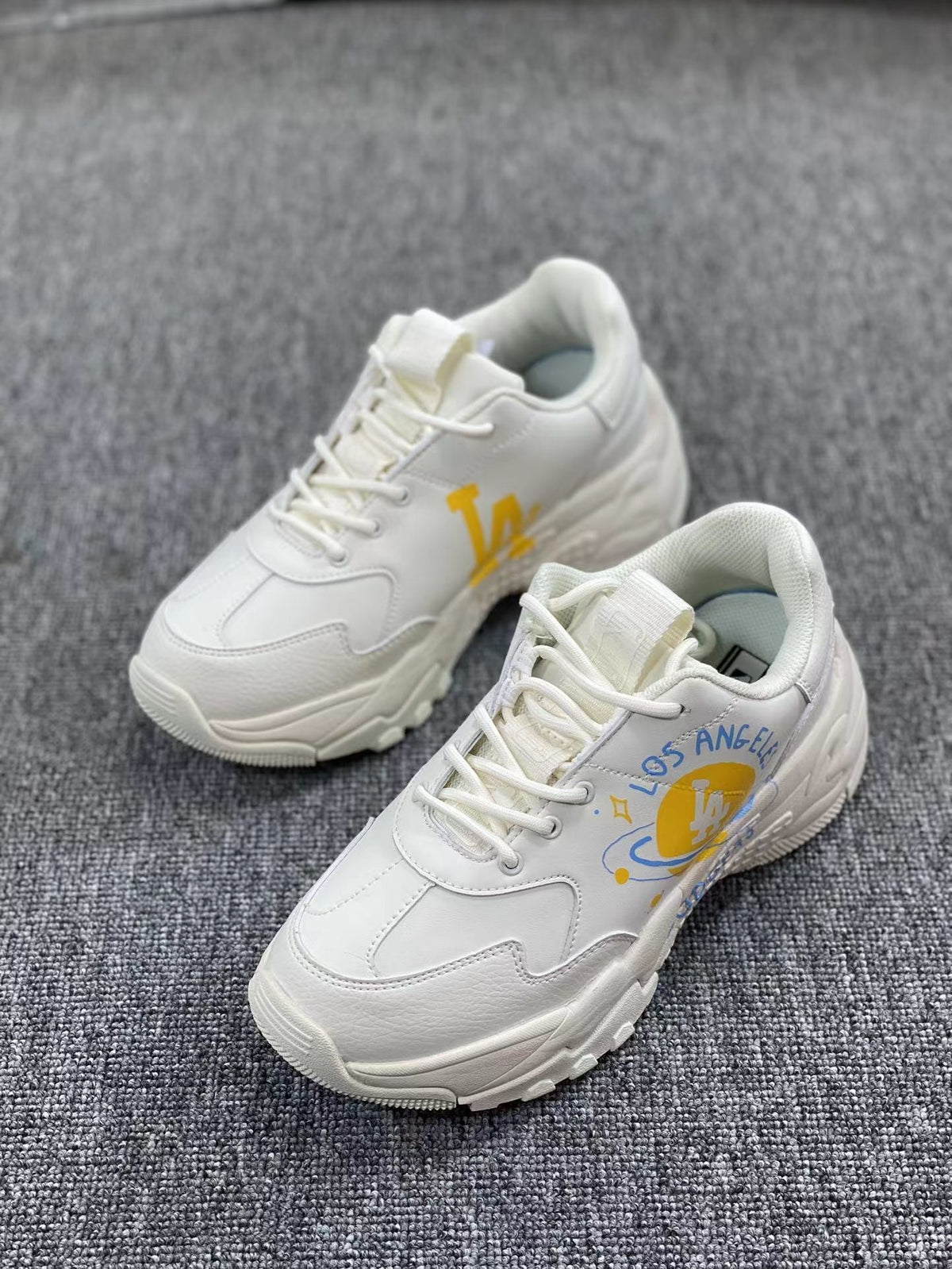 MLB Chunky Low-Top Sneakers in White