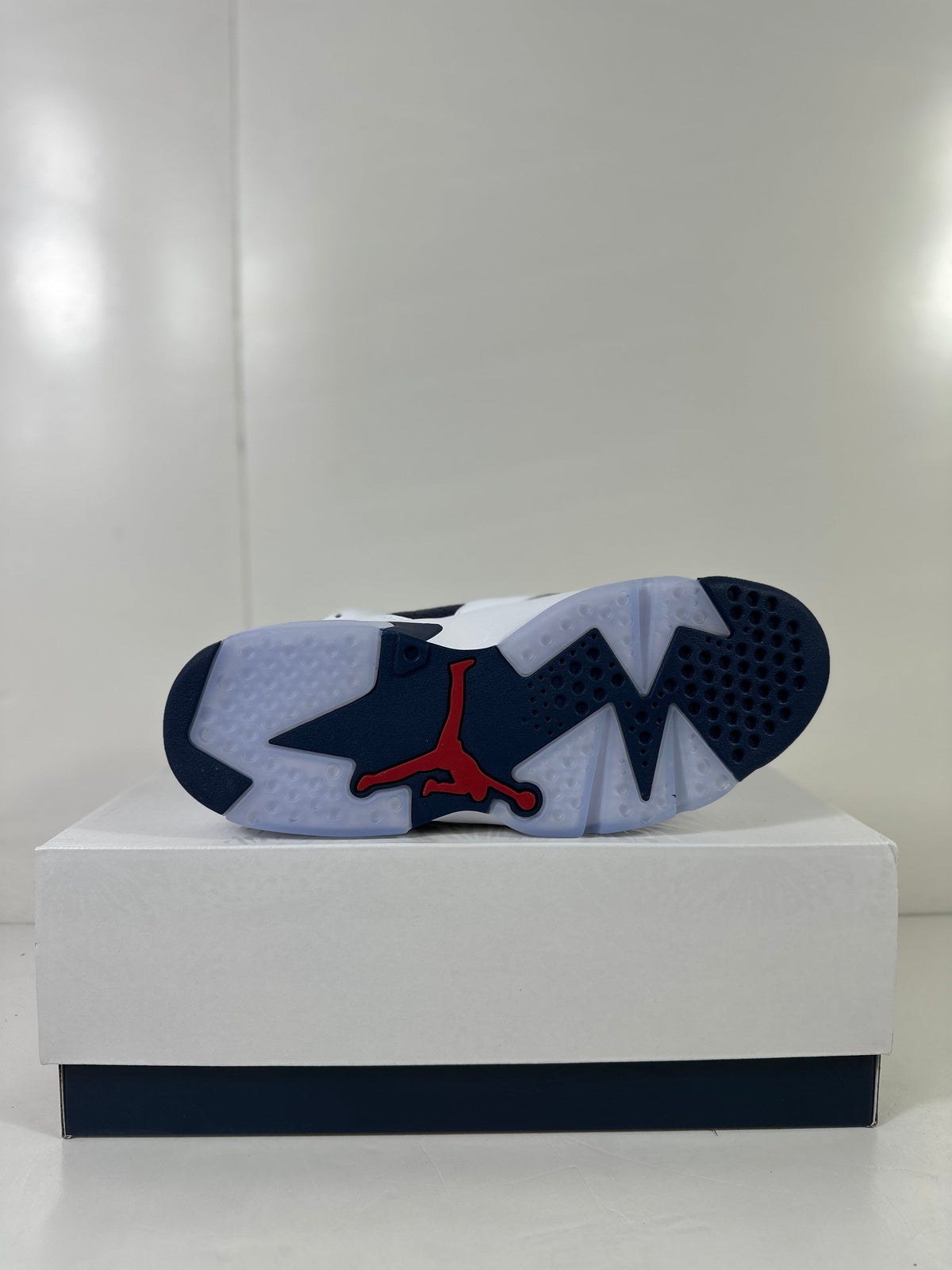 Jordan Air Jordan 6 Retro Olympic London Sneakers White Navy CT8529-164