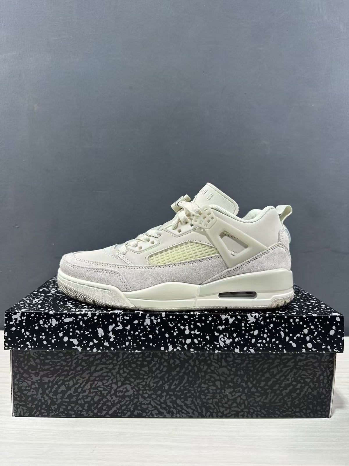Jordan Spizike Low Grey Sneakers IU7551-030