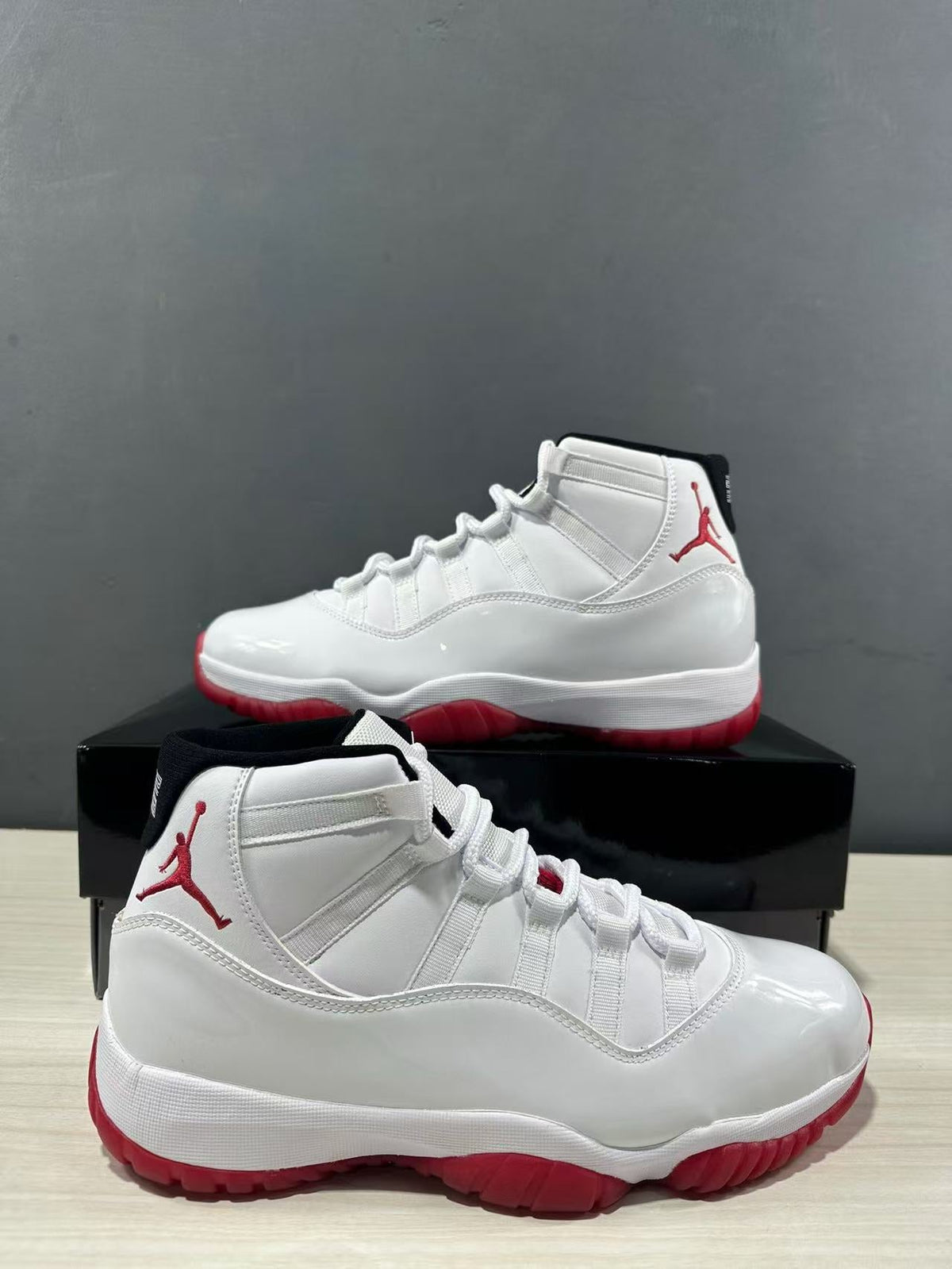 Jordan Air Jordan 11 Retro Low White Red CT8012-160