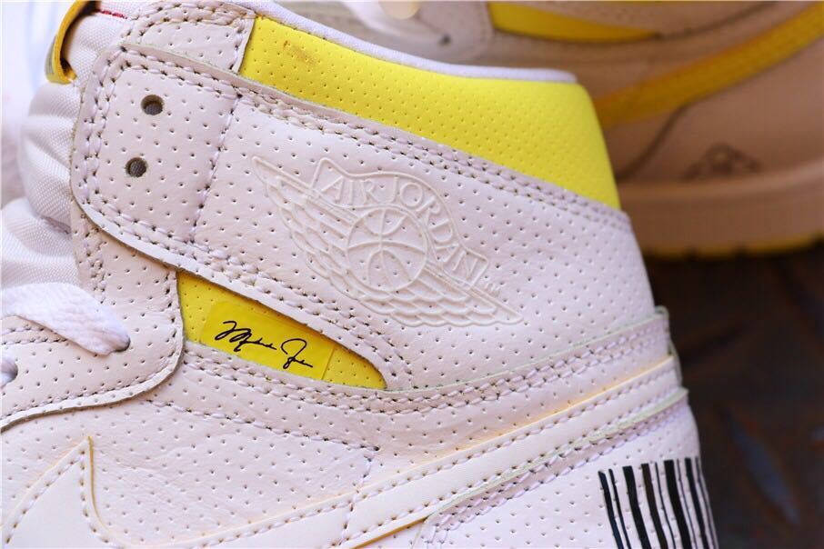 Nike Air Jordan 1 First Class Flight High-Top Sneakers
