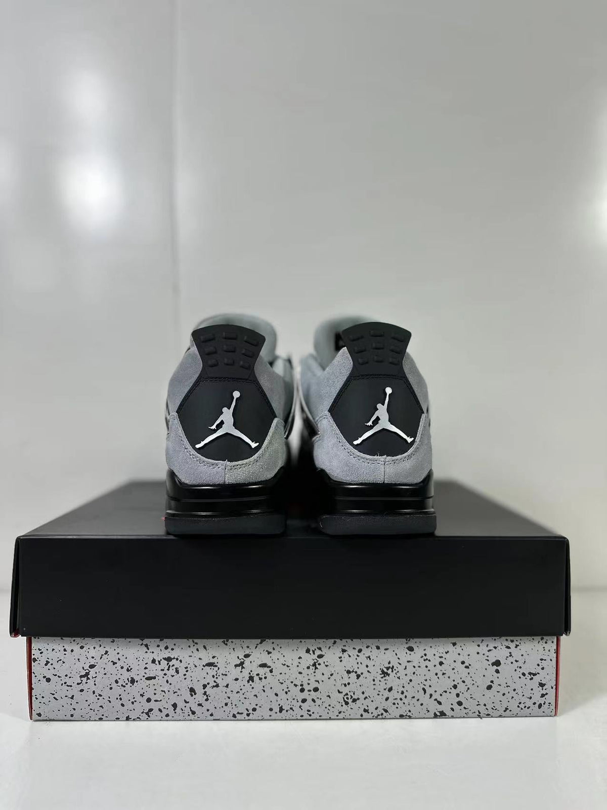 Jordan Air Jordan 4 Retro Gray Black Sneakers AQ9129-005