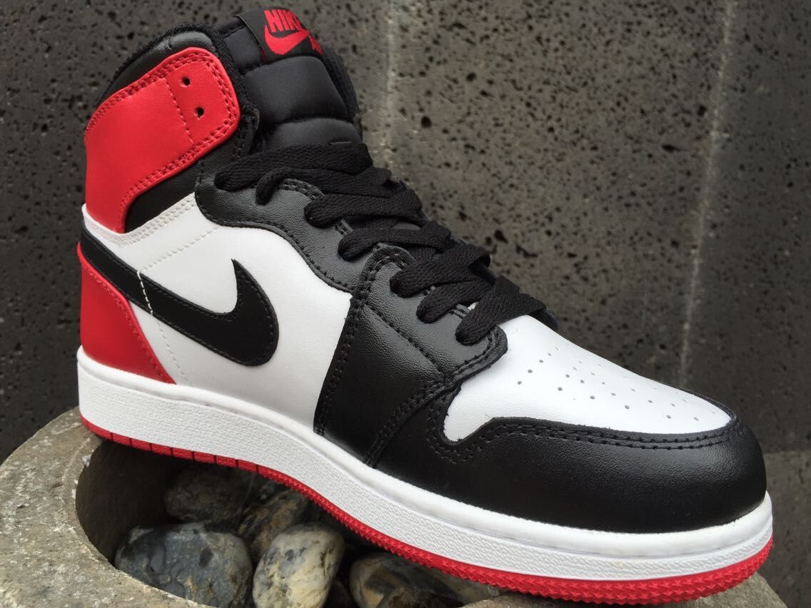 Jordan 1 High Sneakers Black White Red