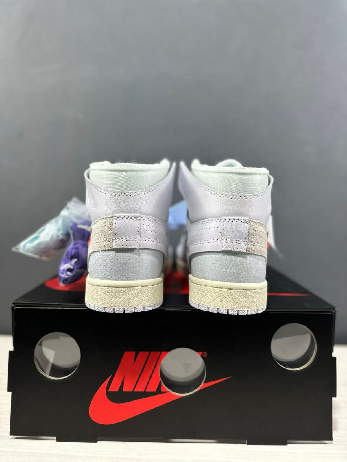 Jordan Air Jordan 1 High White Blue AA3834-100 Sneakers