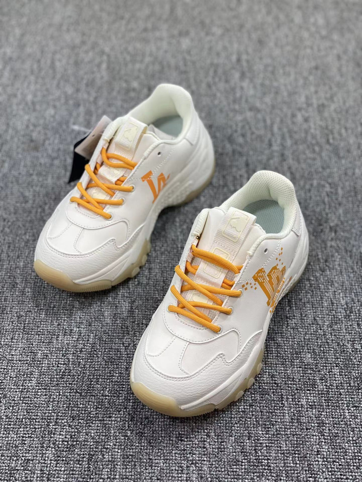 MLB Chunky Low-Top Sneakers in White