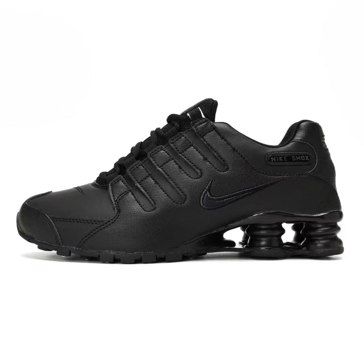Nike Shox NZ Low-Top Sneakers