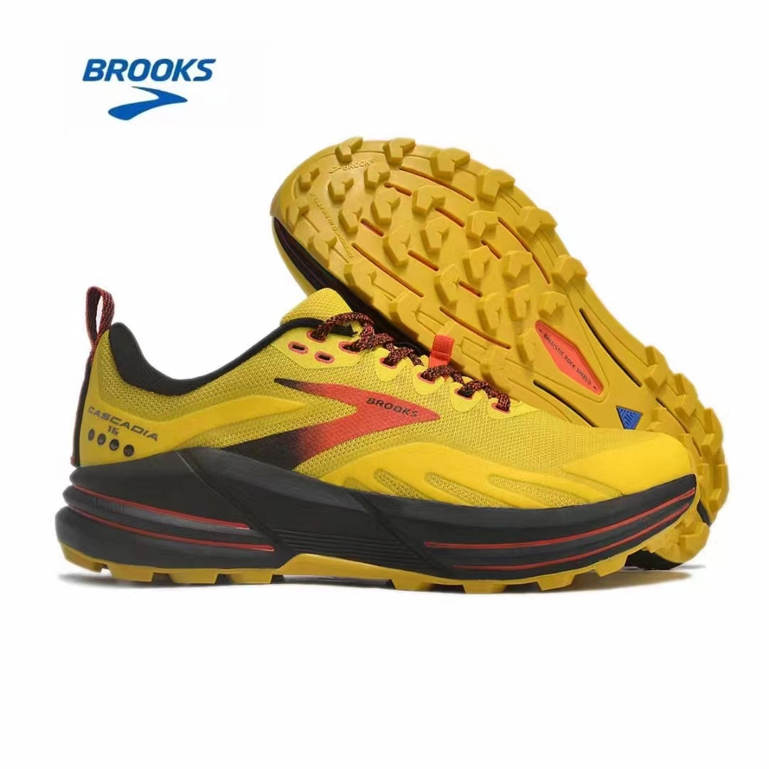 Brooks Cascadia 16 Trail Running Shoes in Yellow