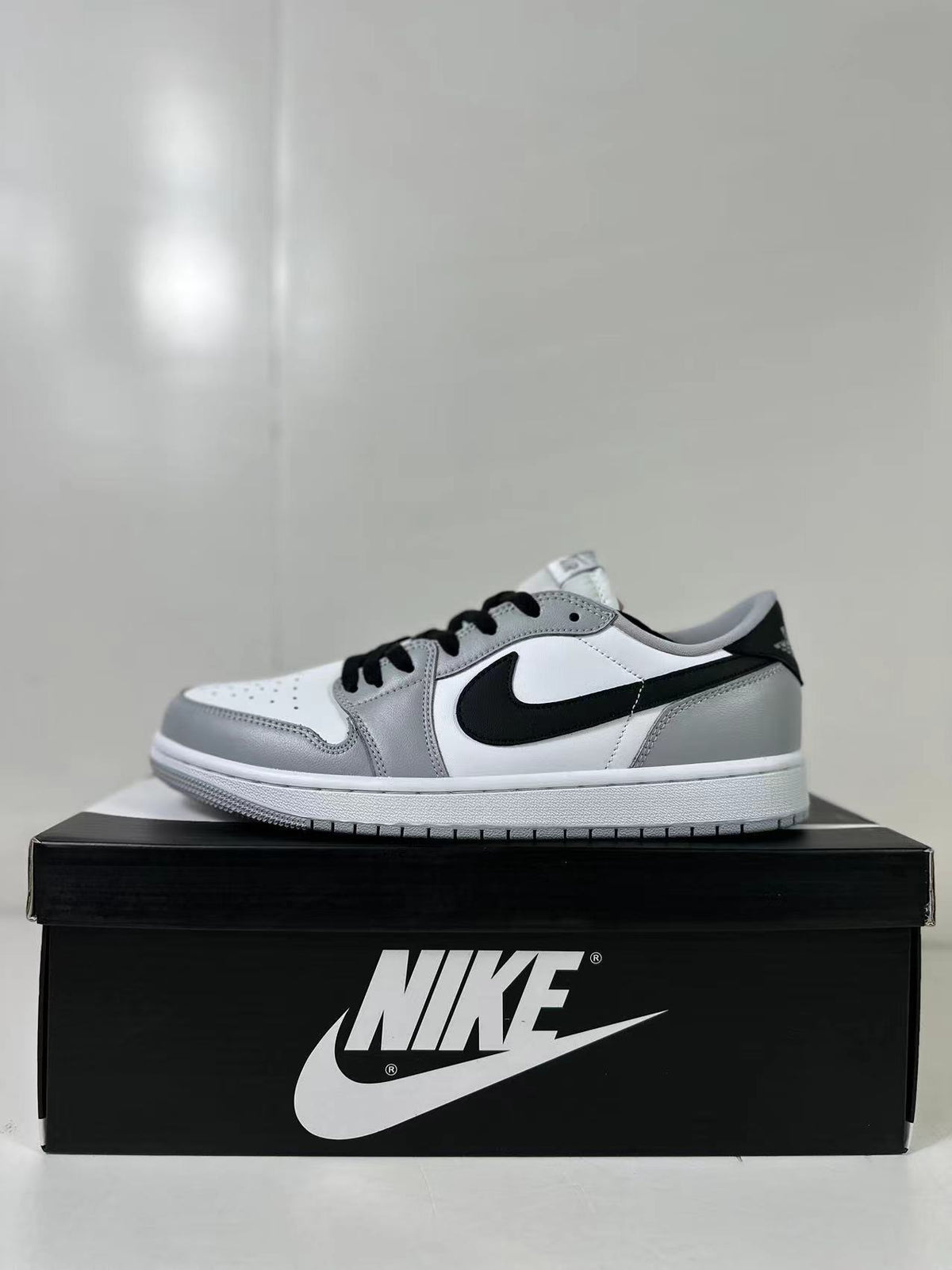 Jordan Air Jordan 1 Low OG Barons Sneakers Black Grey CZ0790-110