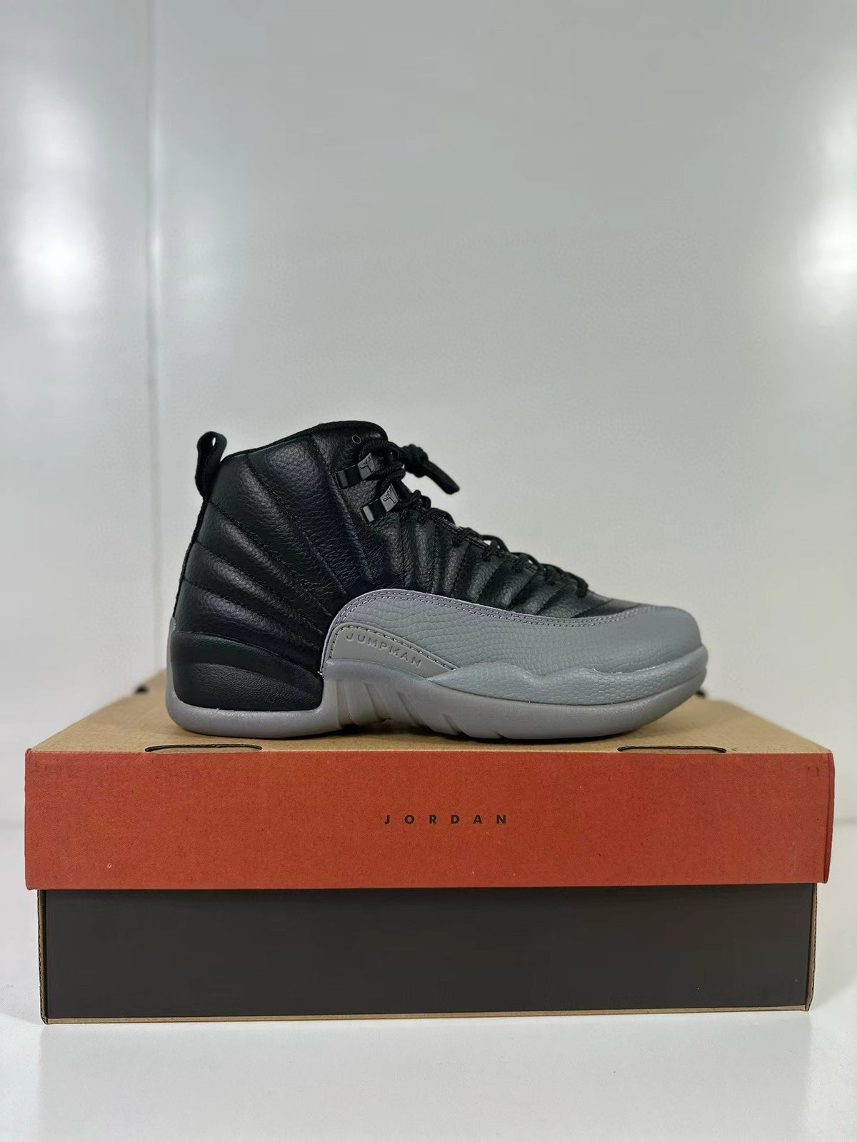 Jordan Air Jordan 12 Retro Black Wolf Grey CT8013-019