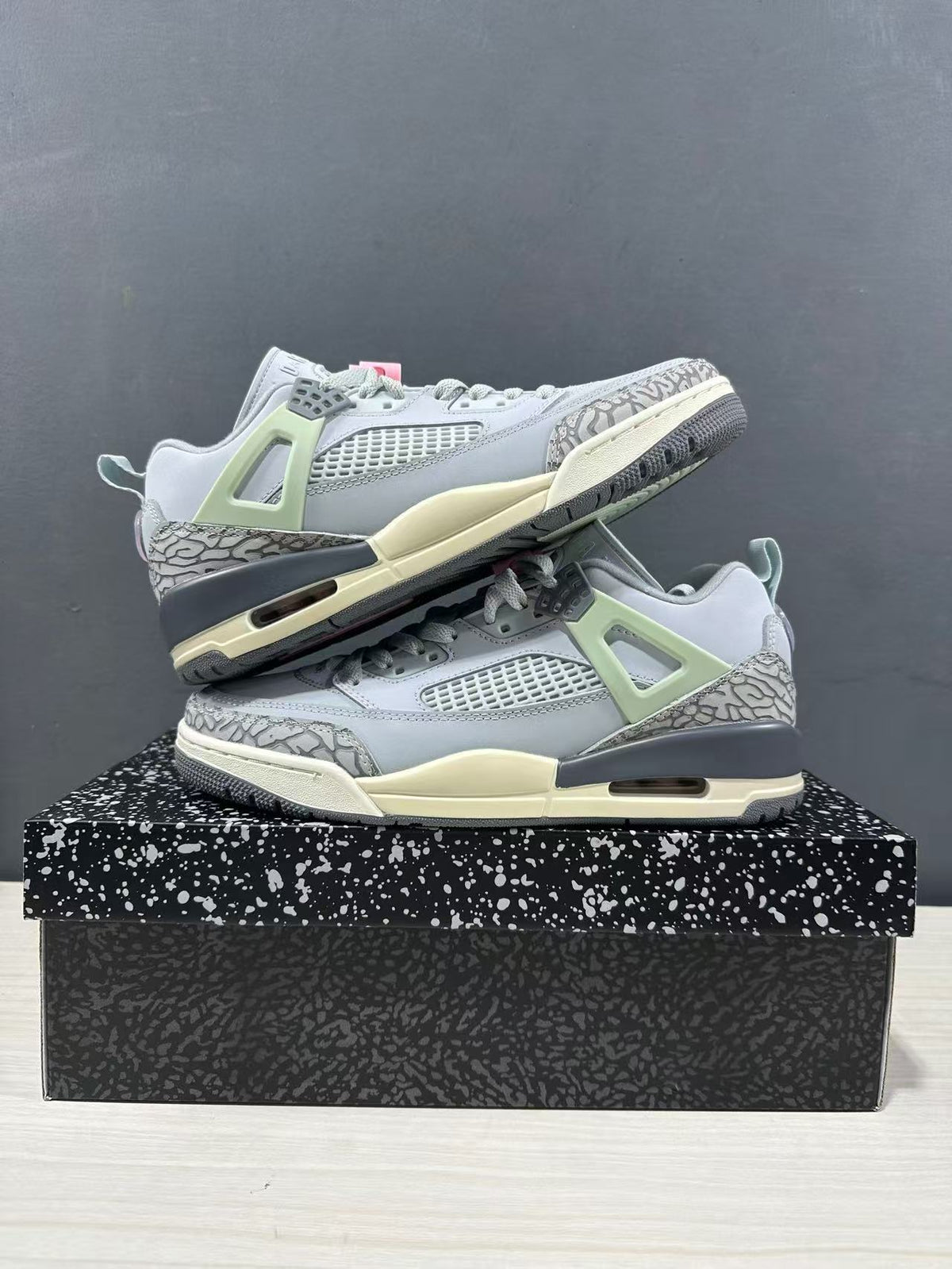 Jordan Spizike Low AJ 3.5 Gray White FQ1759-401