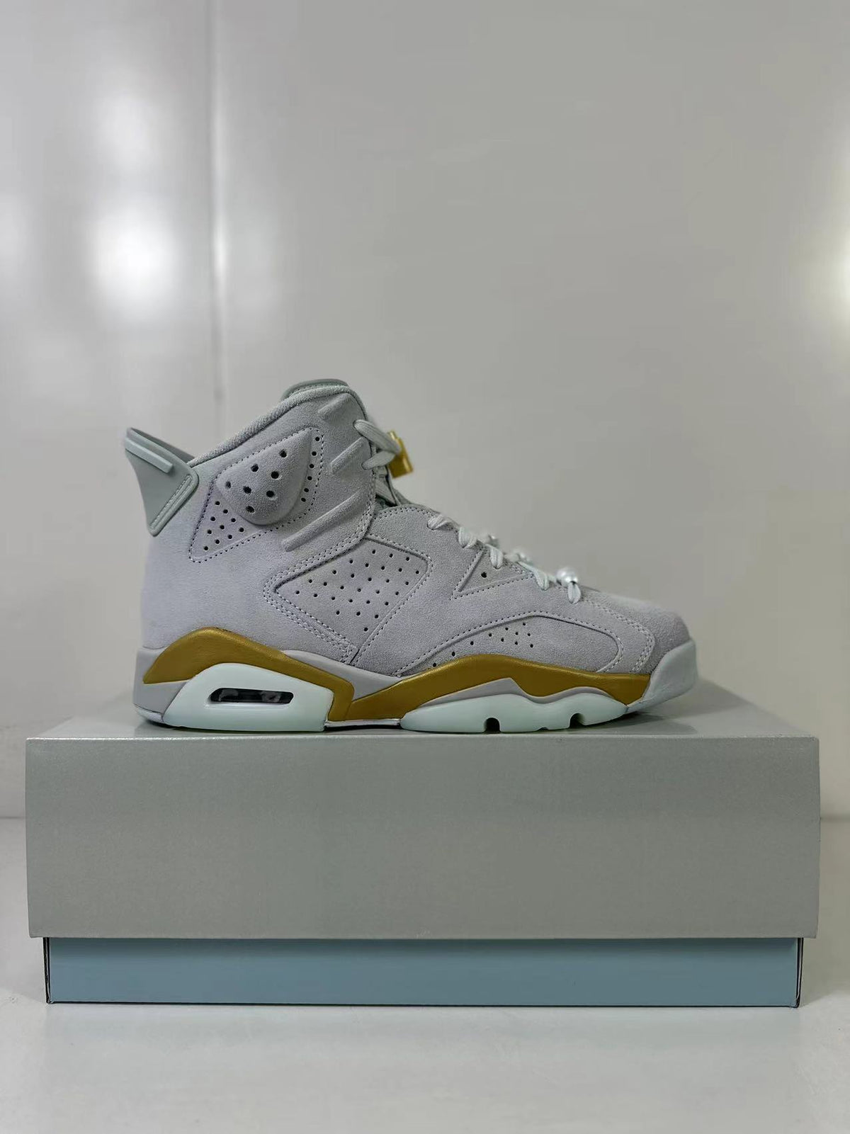 Jordan Air Jordan 6 High Sneakers White Gold Glacier Blue DQ4914-074