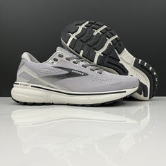 Brooks Ghost 15 Running Shoes in Gray