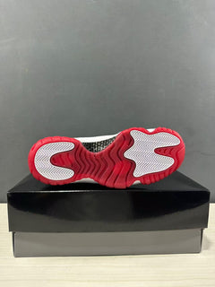 Jordan Air Jordan 11 Retro Low White Red CT8012-160