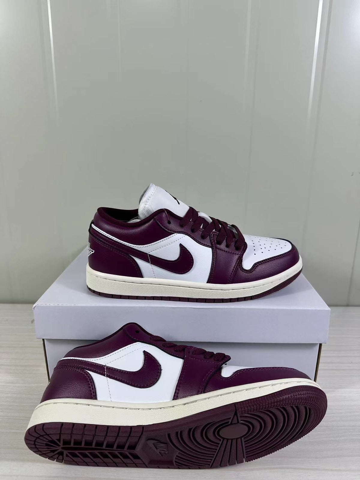 Jordan Air Jordan 1 Low Bordeaux White DC0774-161