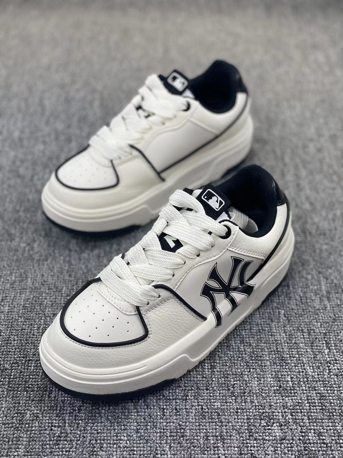MLB Chunky Low-Top Sneakers in White