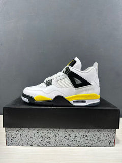 Jordan Air Jordan 4 Retro White Yellow Black Sneakers IO2468-102
