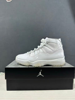 Jordan Air Jordan 11 Comme des Garçons White Sneakers IV7639-100