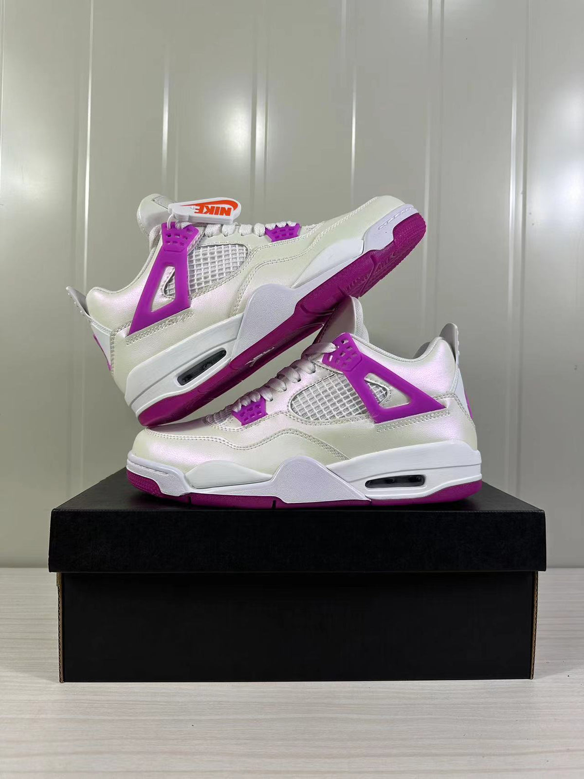 Jordan Air Jordan 4 Retro Hyper Violet Sneakers FQ1314-151